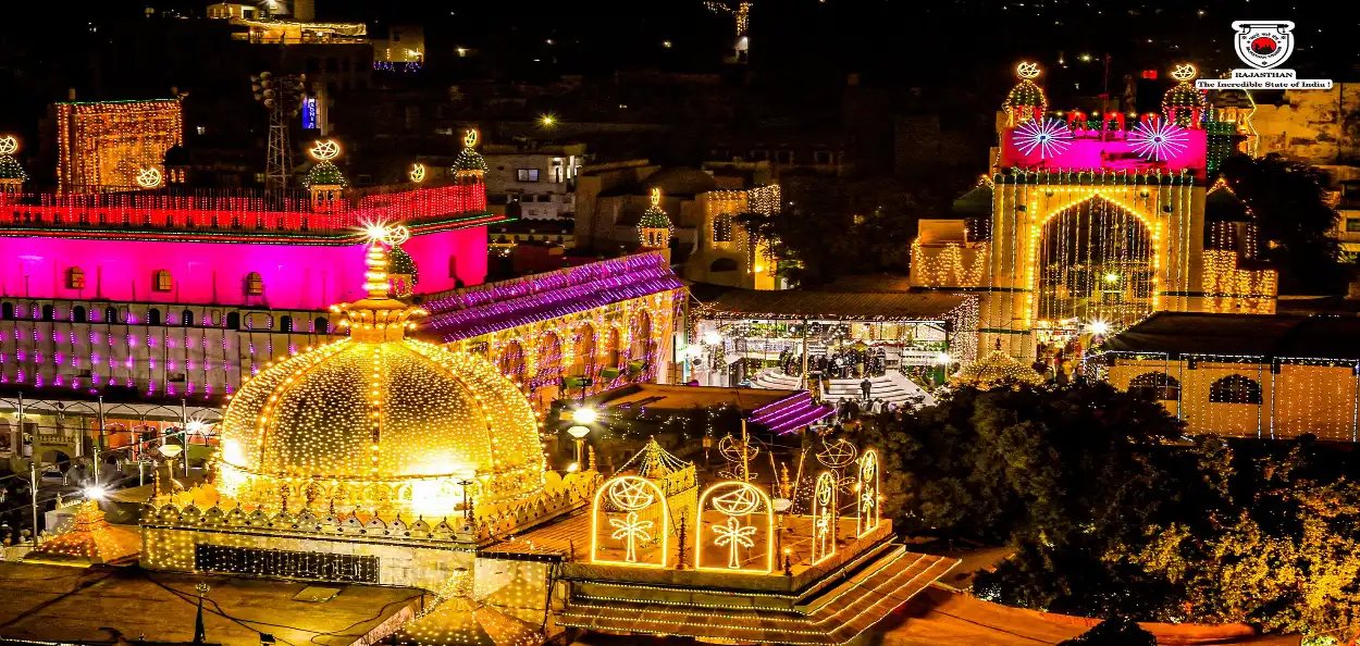 The Dargah of Khwaja Gharib Nawaz illuminated at night
